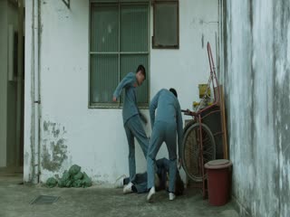 Cá Mập: Sự Khởi Đầu Full